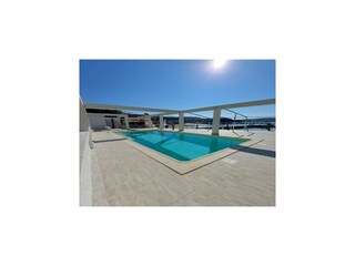 Apartment Kampor  13