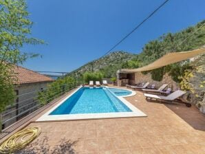 Villa Gradi-Five Bedroom Villa with outdoor Pool - Mokosica - image1