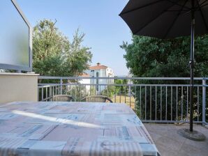 Appartement Apartments Vujina - Studio Apartment with Terrace 2 (Filip) - Kastel Stafilic - image1