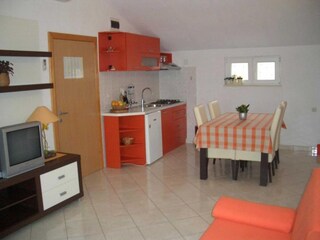 Apartment Bol  12