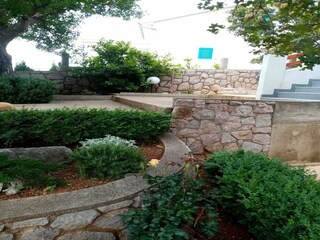 Apartment Karlobag Außenaufnahme 3