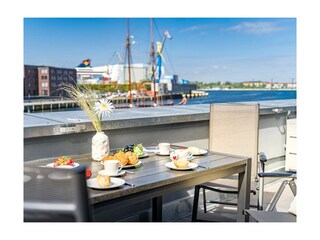 Hafenspitze App. 09 - Blick auf die Loggia mit einem traumhafenten Ausblick