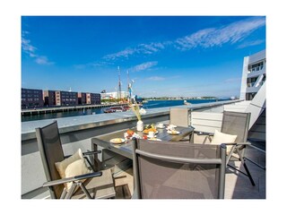 Hafenspitze App. 09 - Blick auf die Loggia mit einem traumhafenten Ausblick