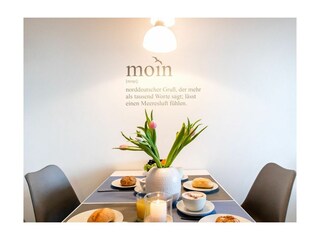 Hafenspitze App. 09 - Blick auf den Essbereich