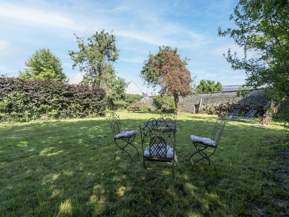 Casa de vacaciones Cerfontaine Grabación al aire libre 1