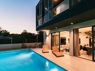 Villa Srima Buitenaudio-opname 2