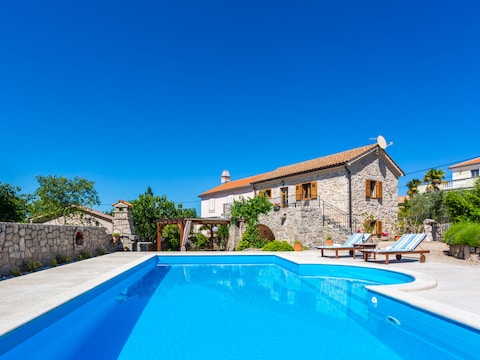 Villa Katarina with Pool
