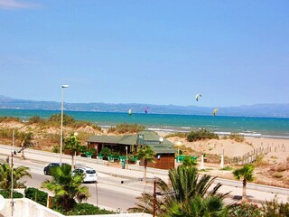 Schlafzimmer mit Meerblick in Villa Aurora, Oasis usw.