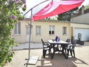 Holiday house Cosy cottage in Luc sur mer with private terrace - Langrune-sur-Mer - image1