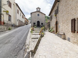 Appartement Arrone Omgeving 29