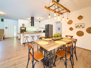 Villa Žestilac Caratteristiche 21