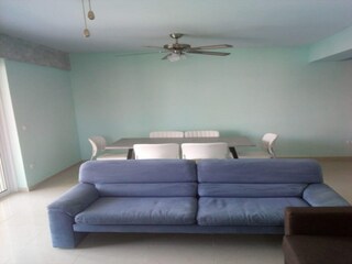 Apartment Rafina Features 16