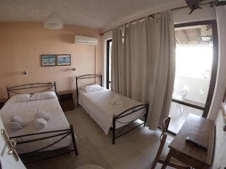 Apartment Benitses Features 12