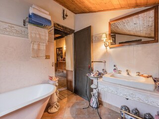 Ferienhaus Castel d'Aiano Ausstattung 15