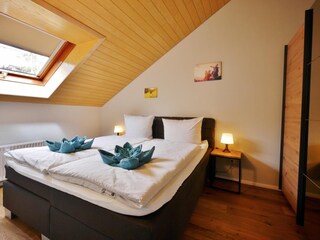 Fewo Blumes Bergfrieden - Schlafzimmer unten
