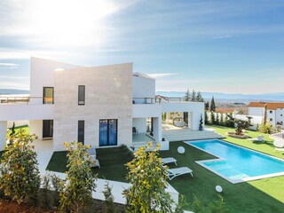 Villa Malinska Buitenaudio-opname 2