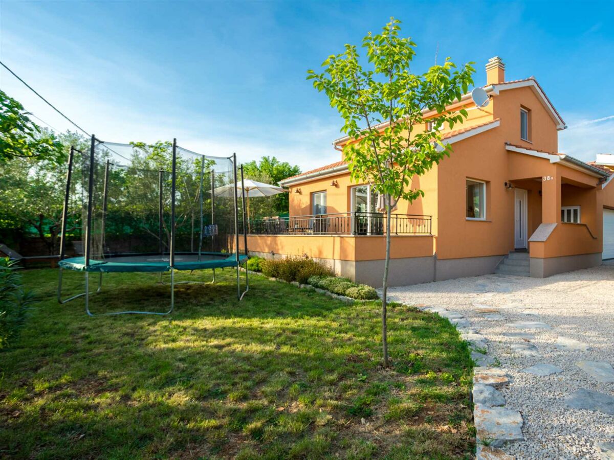 Maison de vacances Nenadići Enregistrement extérieur 1