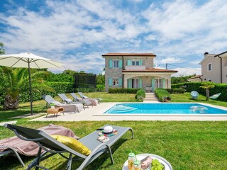 Casa per le vacanze Linardići Registrazione all'aperto 3