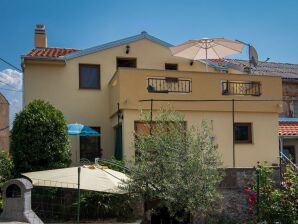 Ferienhaus Svjetlana mit schöner Aussicht