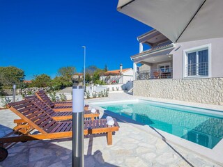 Casa per le vacanze Linardići Registrazione all'aperto 3