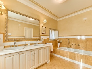 Villa Soiano del Lago Caratteristiche 30