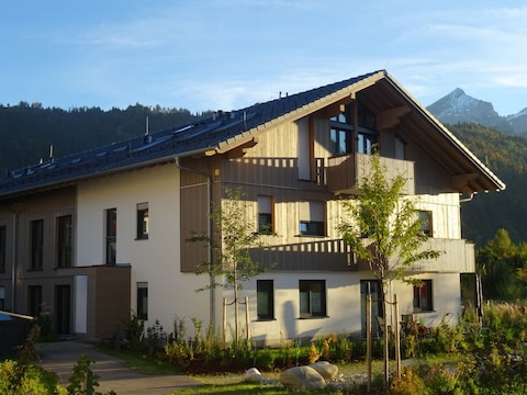 Holiday apartment Great garden apartment (new build), fantastic mountain view