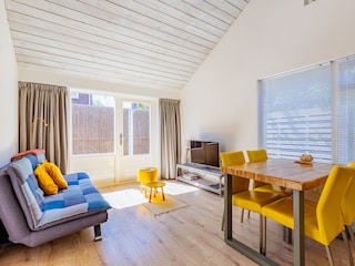 Livingroom and diner table