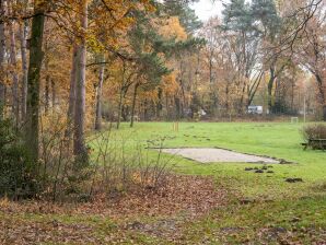 Vakantiehuis Vakantiebungalow in Noord-Limburg in het bos - Stramproy - image1