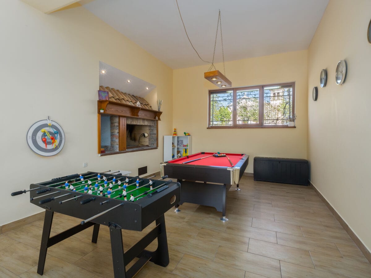 Spielzimmer, Billardzimmer, Tischfußball