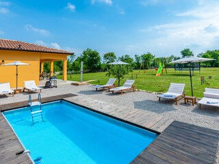Vakantiehuis Nedescina Buitenaudio-opname 1