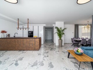 Villa Duće Caratteristiche 20