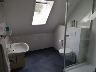Das Badezimmer im 2. Etage