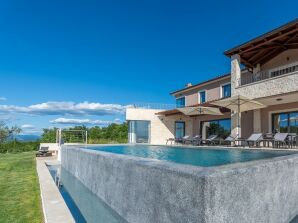 Villa Faloniga in Vižinada, Istrië