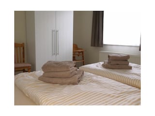 Schlafzimmer mit Doppelbett