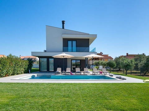Villa Arestea