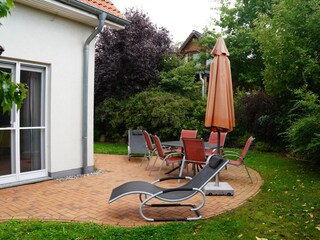 Terrace on the long side