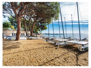 Holiday house Les Issambres Environment 32