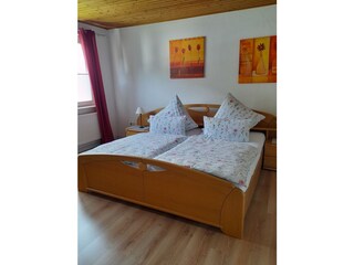 Schlafzimmer 3