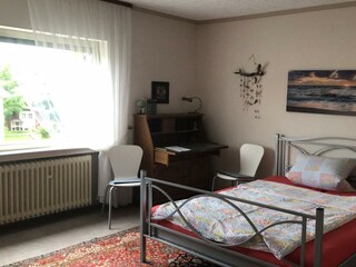 0476E0D1-F0D7-4A50-B7BD-E404689574C5