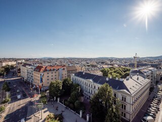 Skyflats Vienna Sun View over the City