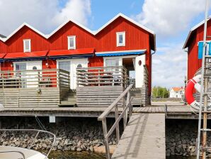 Holiday house 4 person holiday home in MELLERUD - Mellerud - image1