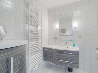 Ferienwohnung Binz Badezimmer 19