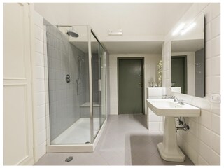 Villa Montecarlo Features 15