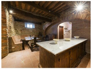 Villa Montecarlo Caratteristiche 27