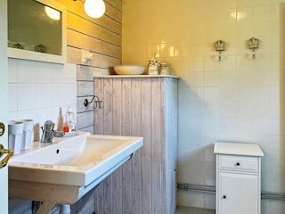 Holiday house Ellös  9