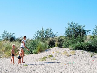 Holiday house Colijnsplaat Environment 34