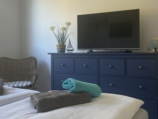 Schlafzimmer mit TV