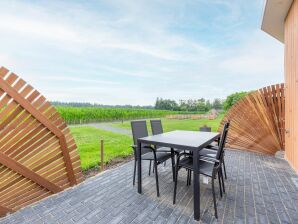 Ferienhaus in Waldnähe mit Terrasse