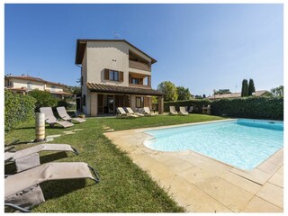 Villa Lucignano Outdoor Recording 1