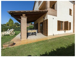Villa Lucignano Outdoor Recording 2